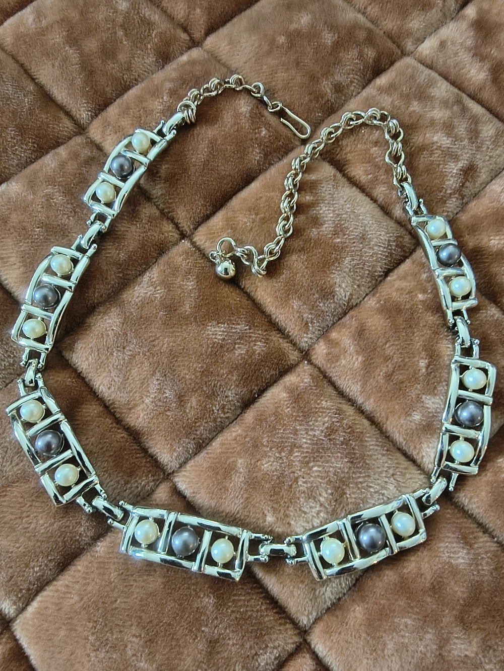 Vintage Sarah Coventry Gold-Tone Station Necklace with Cream and Gray Pearls